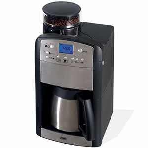 Front-/ Seitenansicht der Kaffeemaschine mit Mahlwerk - Typ: Beem D2000.645